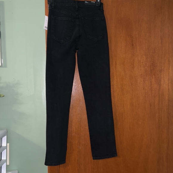 High Rise Crop Jeans!!! - Picture 5 of 5